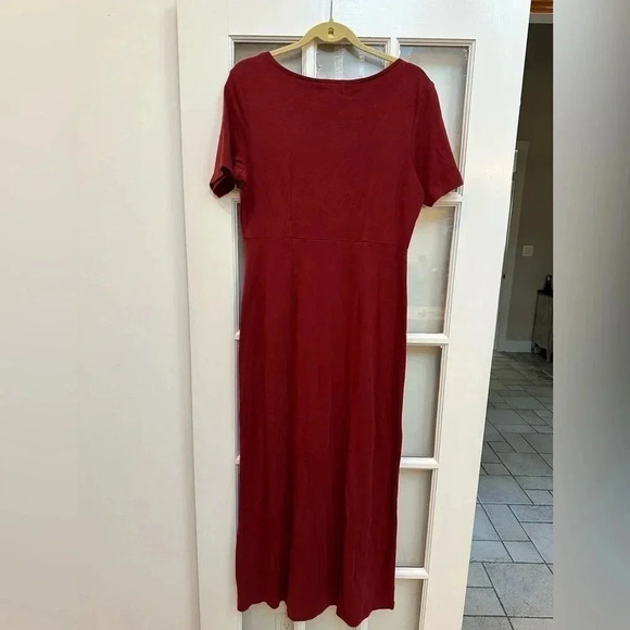 Eddie Bauer Ponte Cranberry Red V-Neck Cotton Stretchy Maxi Dress Size Medium M - Picture 2 of 5